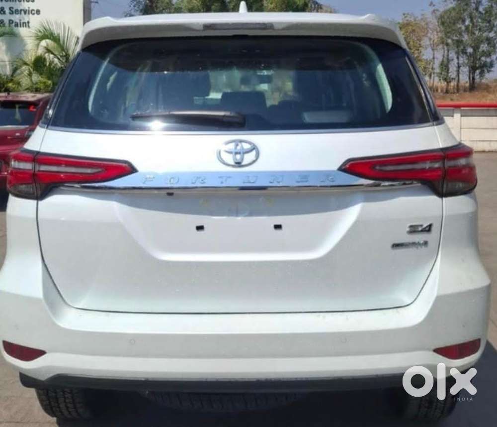 Toyota Fortuner Legender 4x2 At 2.8, 2026, Diesel