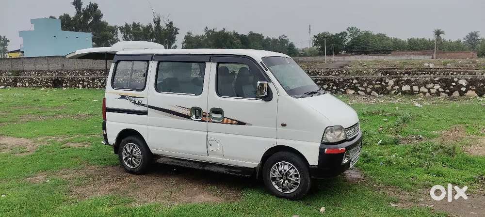 Maruti Eeco Ac Cng 5str 2017