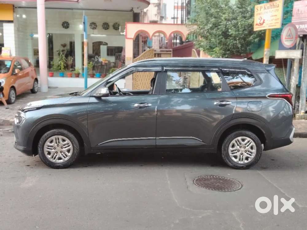 Kia Carens 1.5 Premium 7 Str, 2023, Petrol