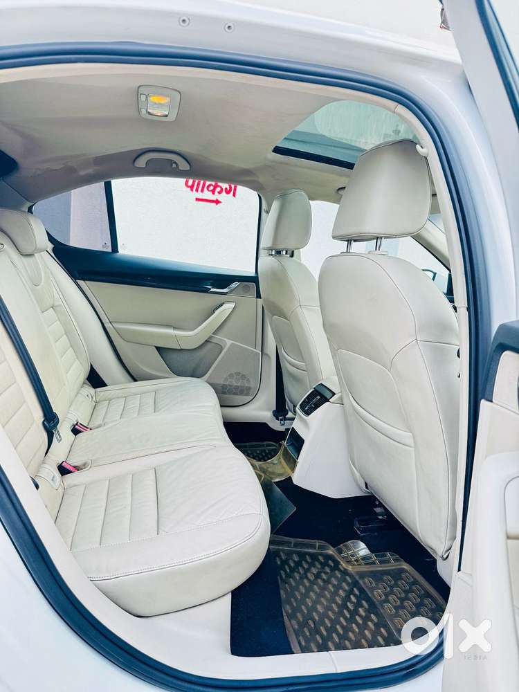 Skoda Octavia Elegance 2.0 Tdi At, 2013, Diesel