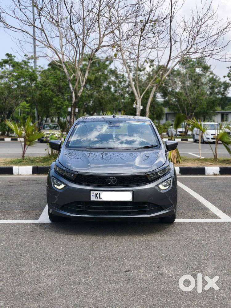 Tata Altroz Xz, 2022, Petrol