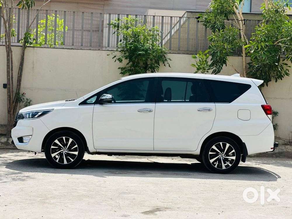 Toyota Innova Crysta 2.4 Z 7 Str, 2023, Diesel
