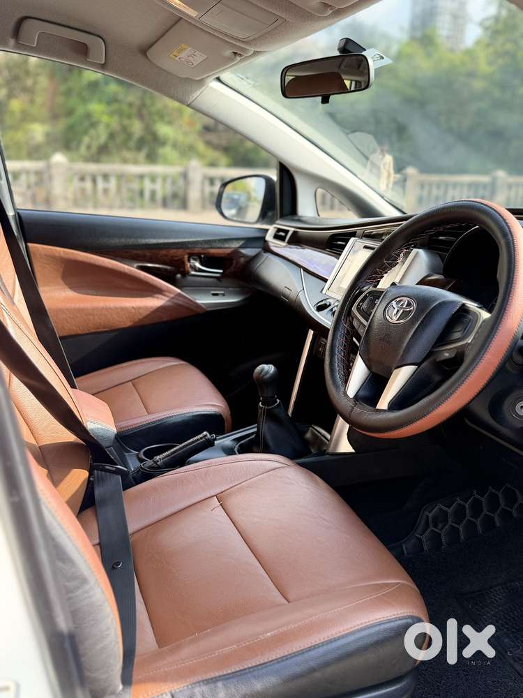 Toyota Innova Crysta 2.4 G Mt 8s, 2019, Diesel