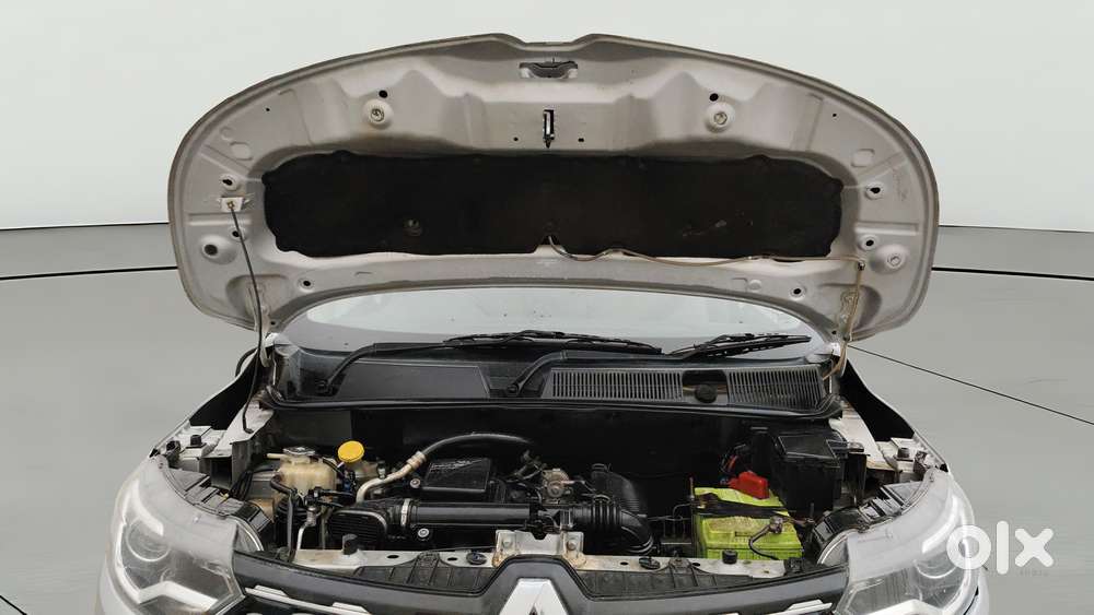 Renault Triber Rxz, 2021, Petrol