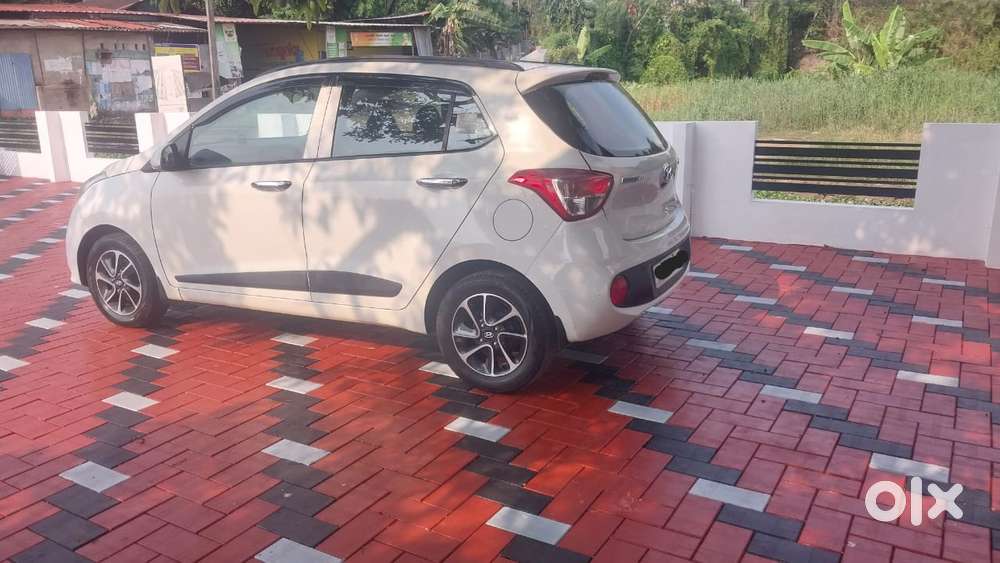Hyundai Grand I10 1.2 Sportz At, 2017, Petrol