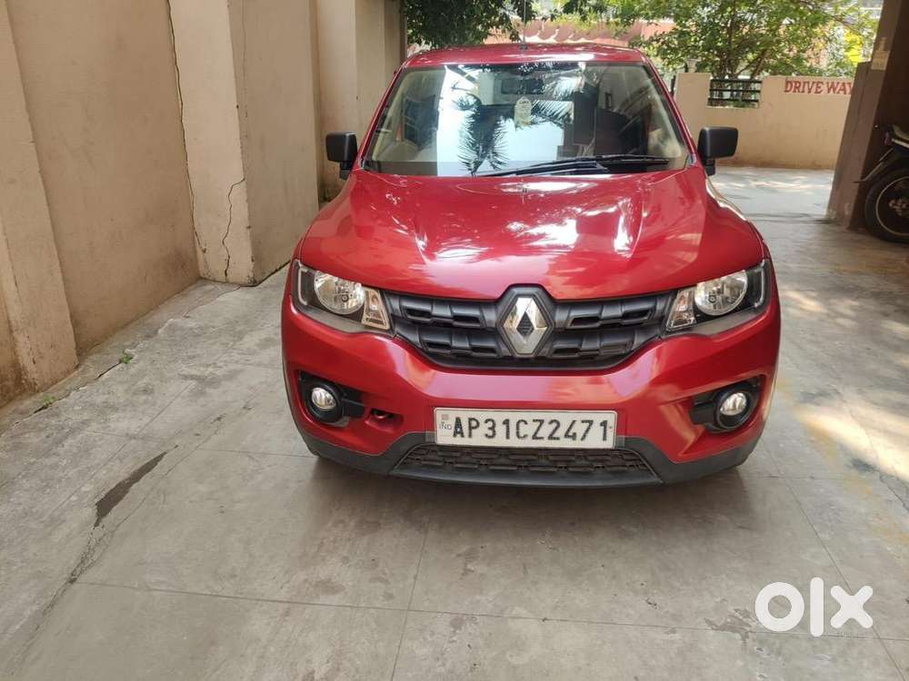 Renault Petrol Manual Car 2015