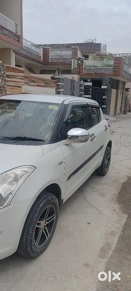 Maruti Suzuki Swift 2013 Diesel 77000 Km Driven