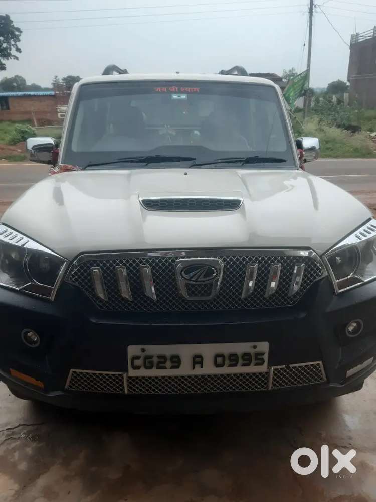 Mahindra Scorpio 2016
