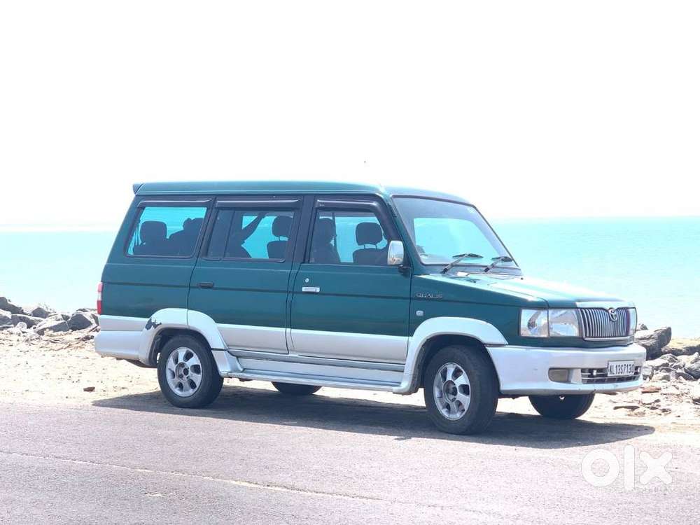 Toyota Qualis 2004 Version