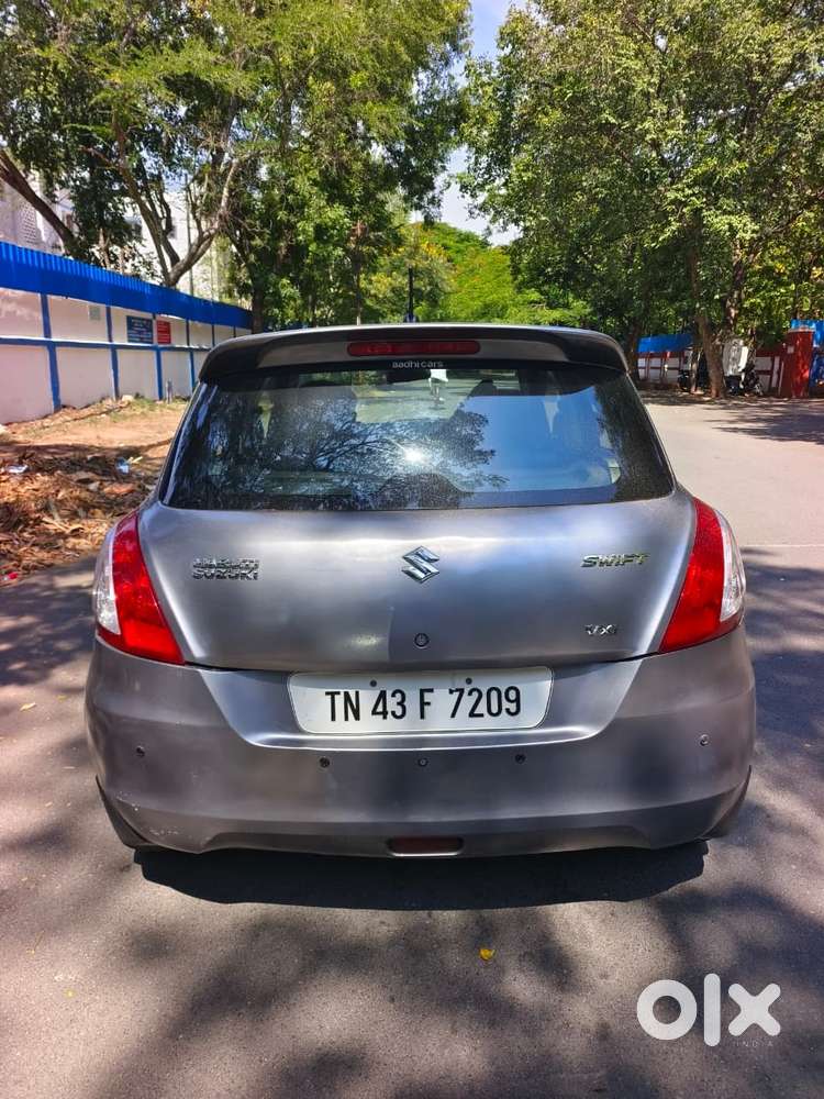 Maruti Suzuki Swift Vxi 1.2 Abs Bs-iv, 2015, Petrol