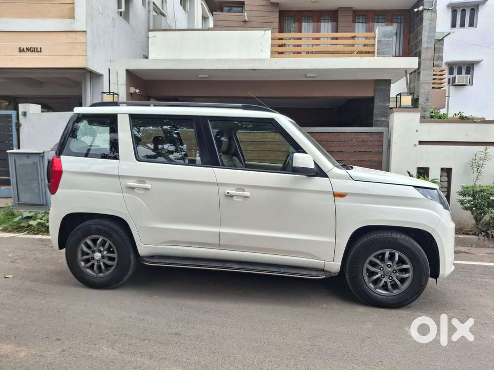 Mahindra Tuv 300 T10, 2019, Diesel