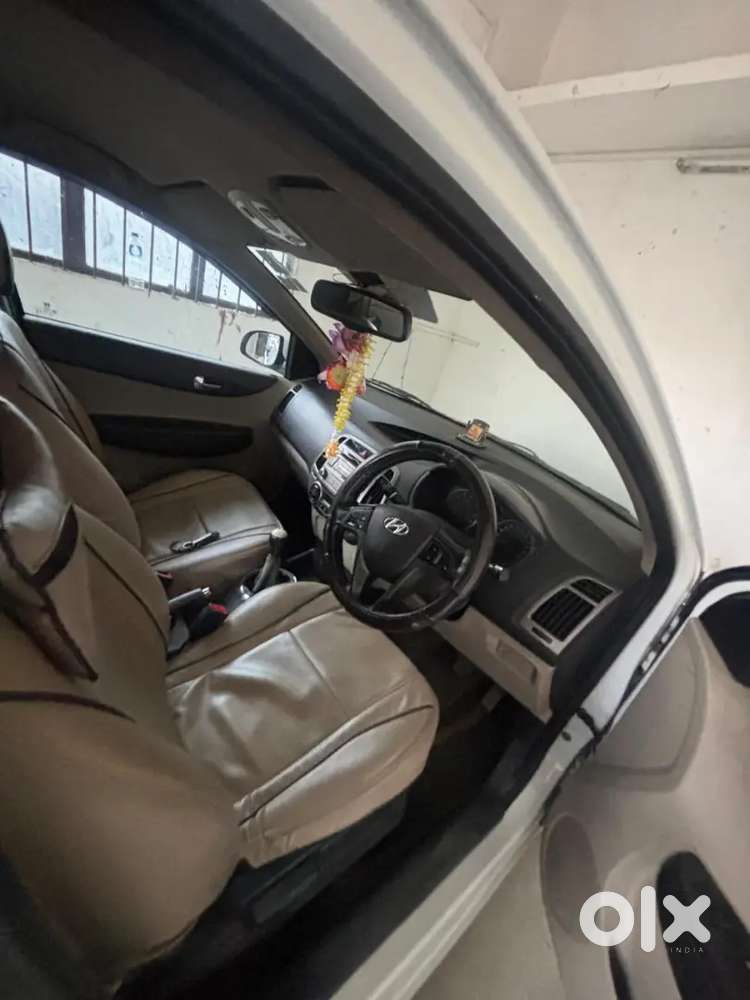 Hyundai I20 Sportz 2012