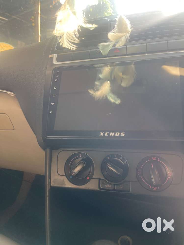 Volkswagen Polo Petrol Manual 2012