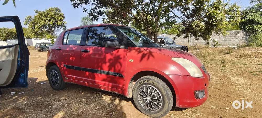 Maruti Suzuki Swift 2008 Petrol 129600 Km Driven