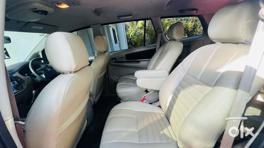 Toyota Innova Diesel 2012