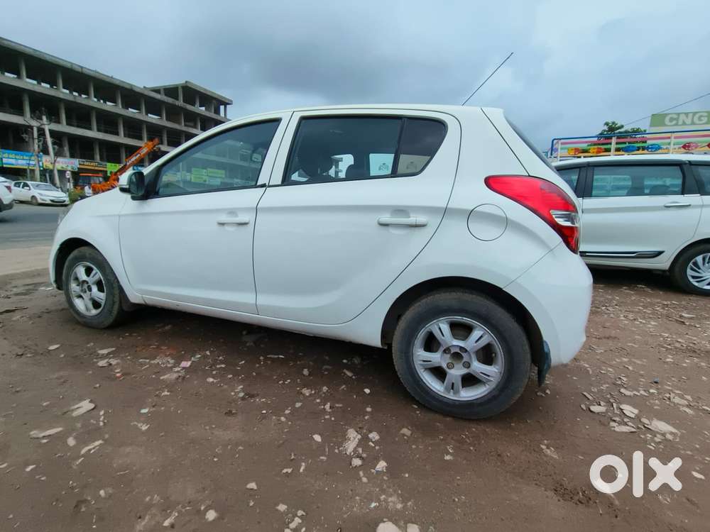 Hyundai I20 Asta Opt, 2012, Diesel