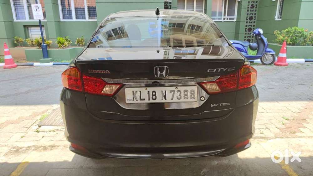 Dec 2014 Honda City V I-vtec  Single Owner  Excellent Condition