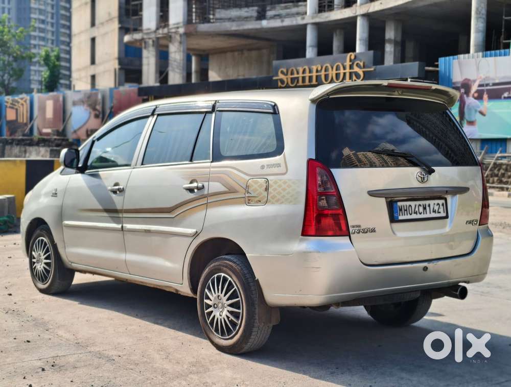 Toyota Innova 2004-2011 2.5 G4 Diesel 8-seater, 2006, Diesel