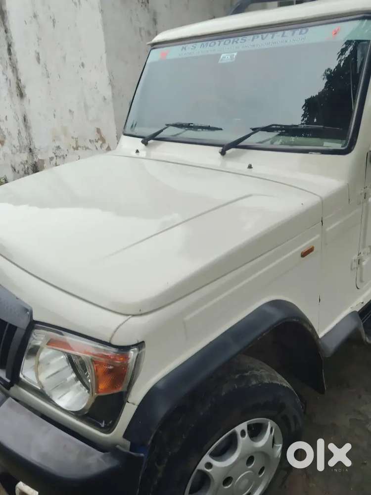 Mahindra Bolero 2015 कार