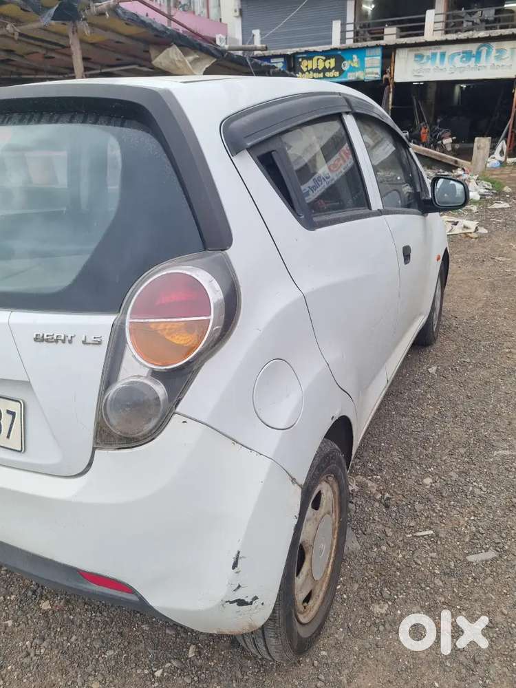 Chevrolet Beat Petrol 2012