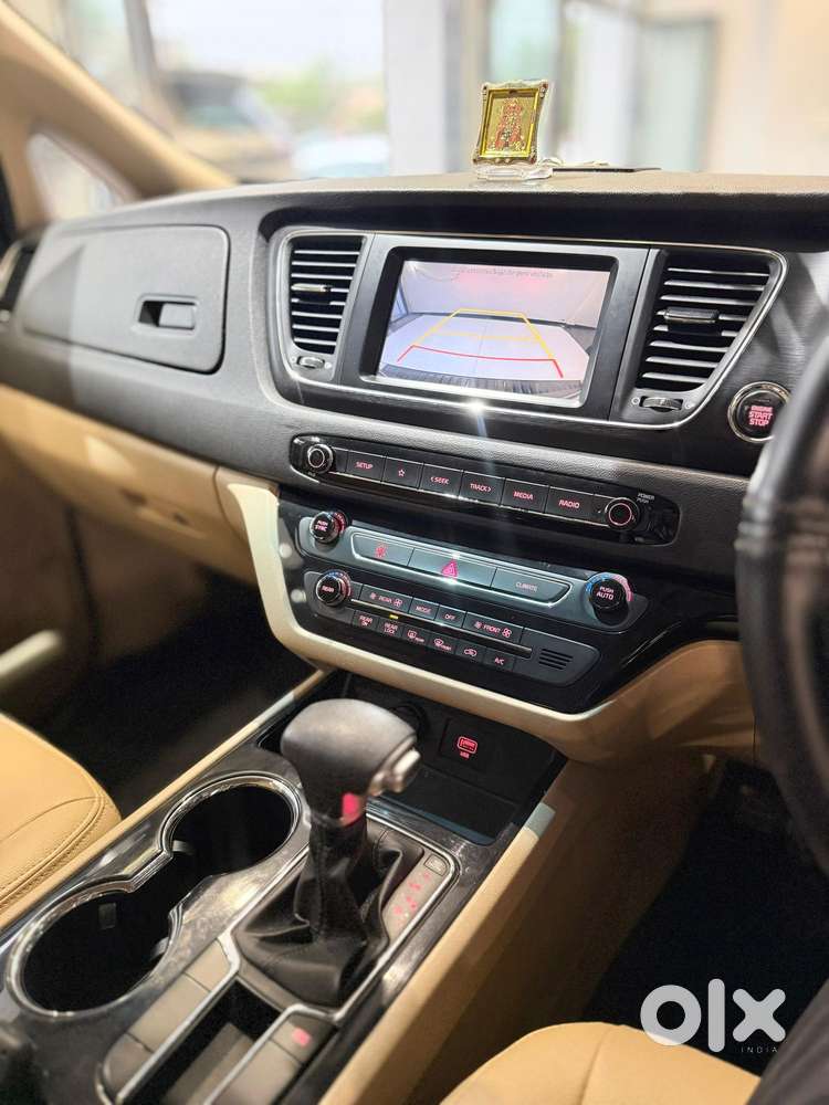 Kia Carnival Premium 8 Str, 2021, Diesel