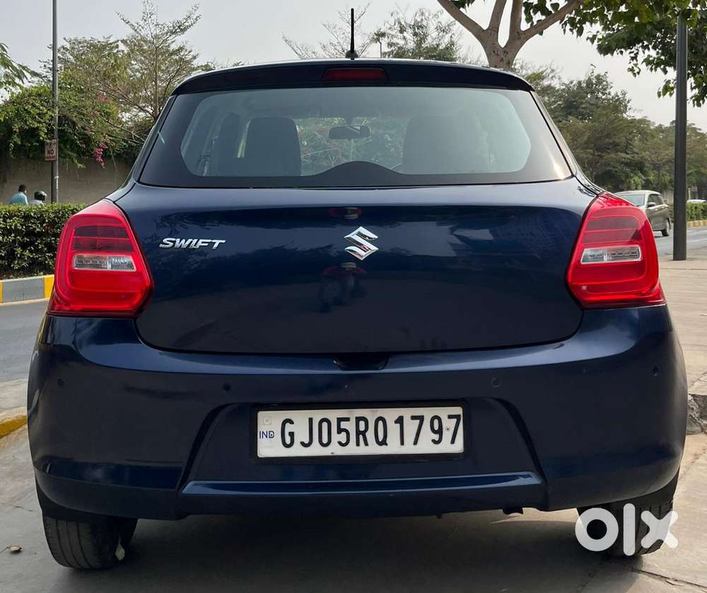 Maruti Suzuki Swift Vxi + Manual, 2022, Petrol