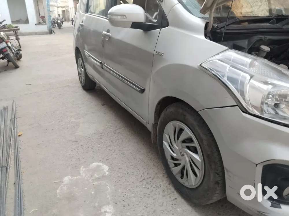 Maruti Suzuki Ertiga 2016 Diesel 80000 Km Driven