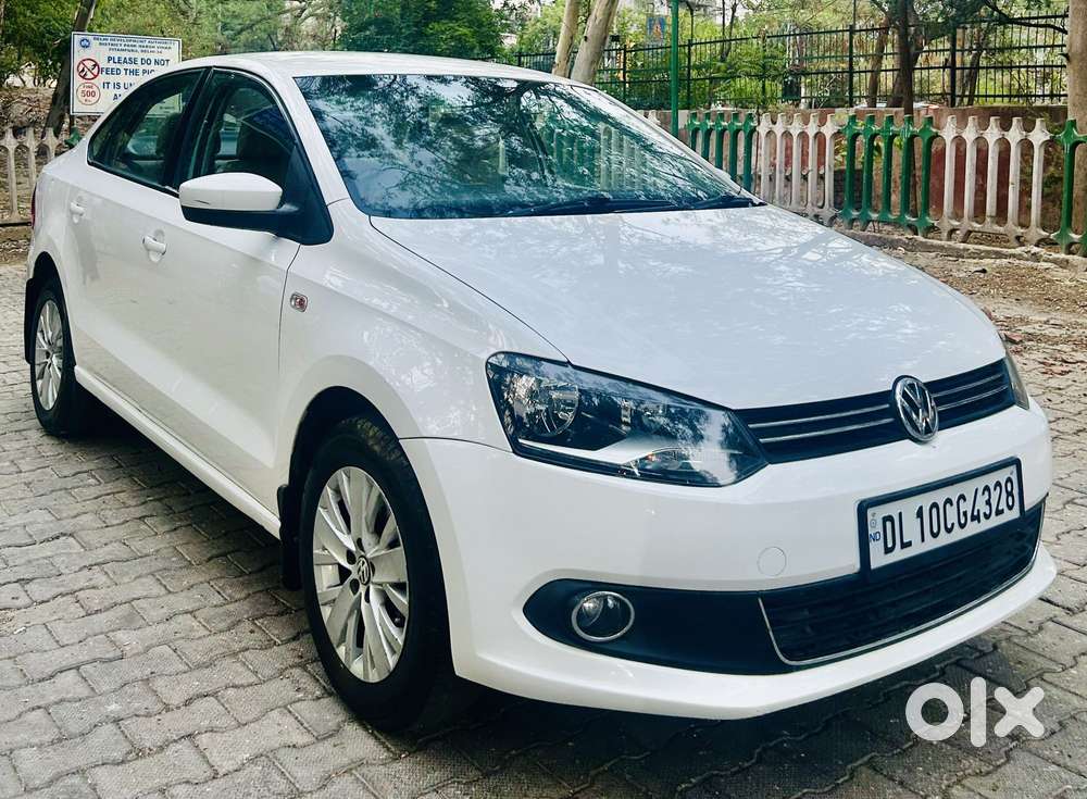 Volkswagen Vento 1.2 Tsi Highline Plus At, 2015, Petrol