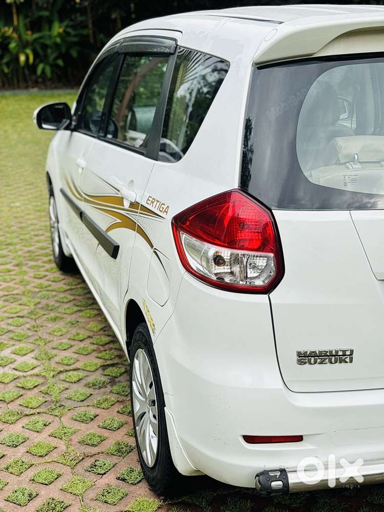Maruti Suzuki Ertiga Vdi Shvs, 2013, Diesel