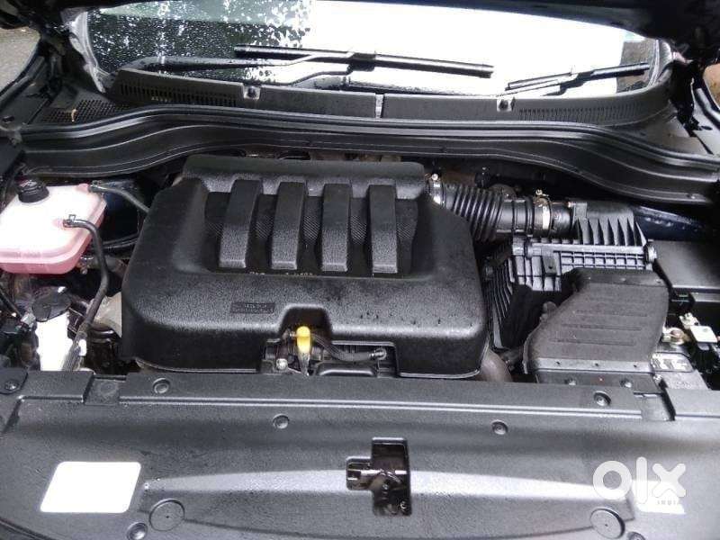 Mahindra Xuv700 2.0 Ax 5 Petrol Mt 7 Str, 2024, Petrol