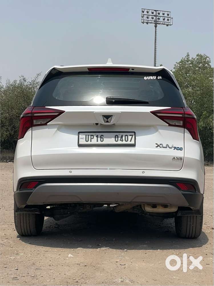 Mahindra Xuv700 2.0 Ax 5 Petrol Mt 7 Str, 2023, Petrol