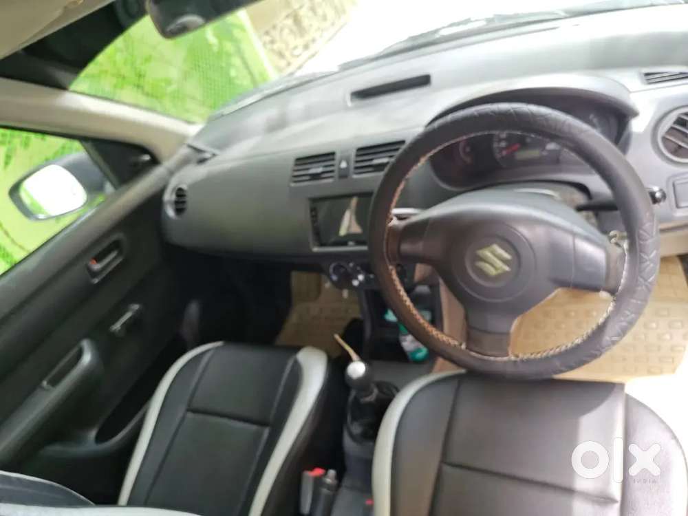 Maruti Suzuki Dzire Tour 2015