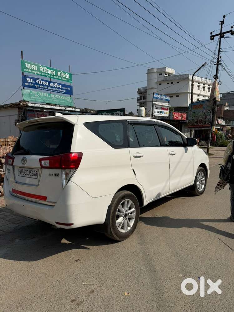 Toyota Innova Crysta 2017