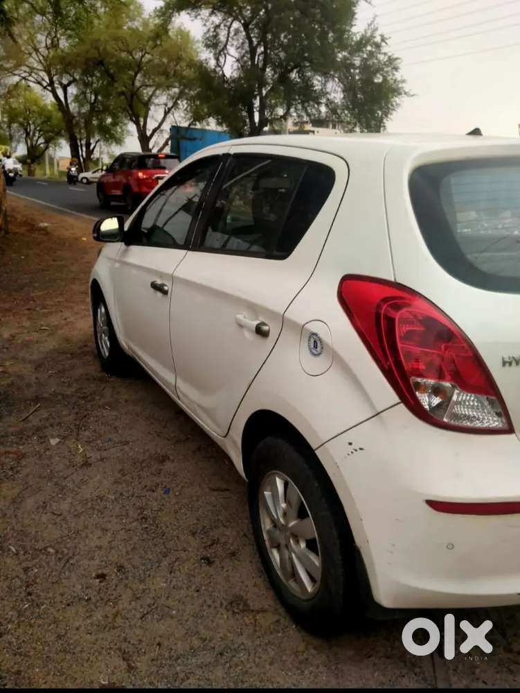 Hyundai I20 Spotz 2013 Variant