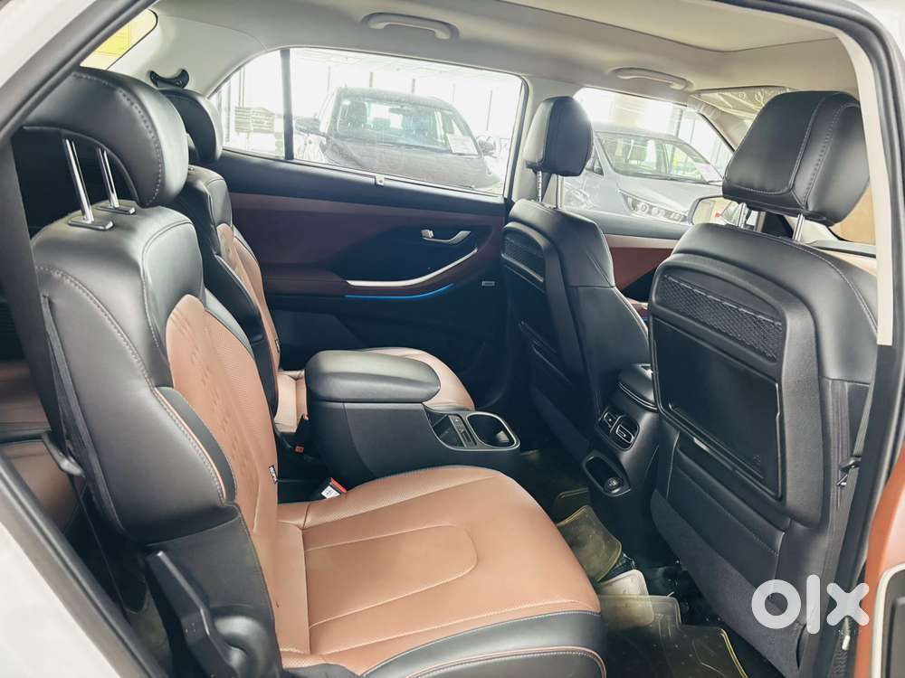 Hyundai Alcazar Signature, 2021, Petrol