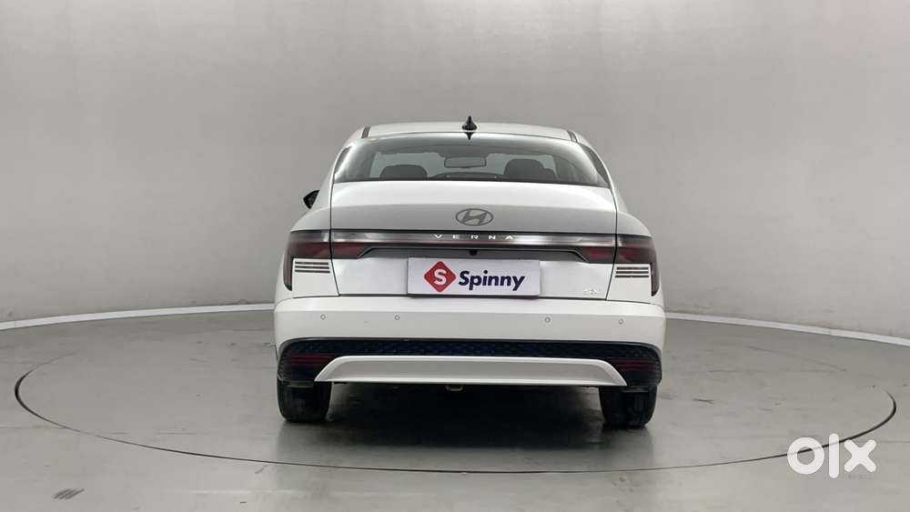 Hyundai Verna 1.5 Sx Petrol Mt, 2024, Petrol