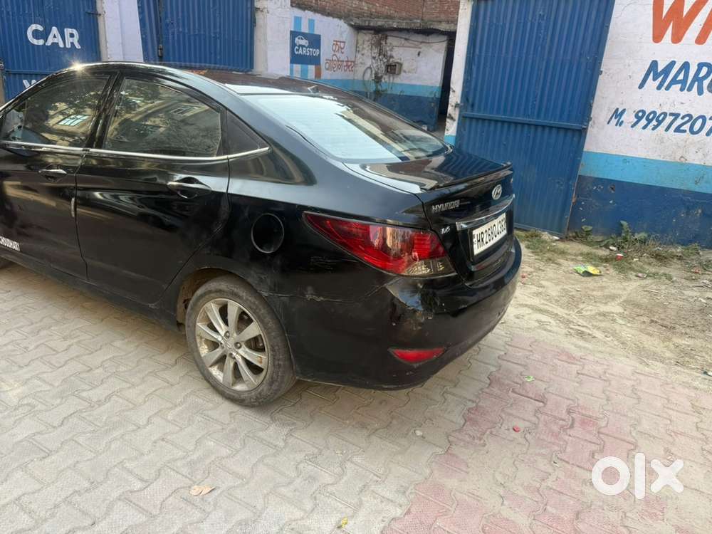 Hyundai Verna Petrol 2012