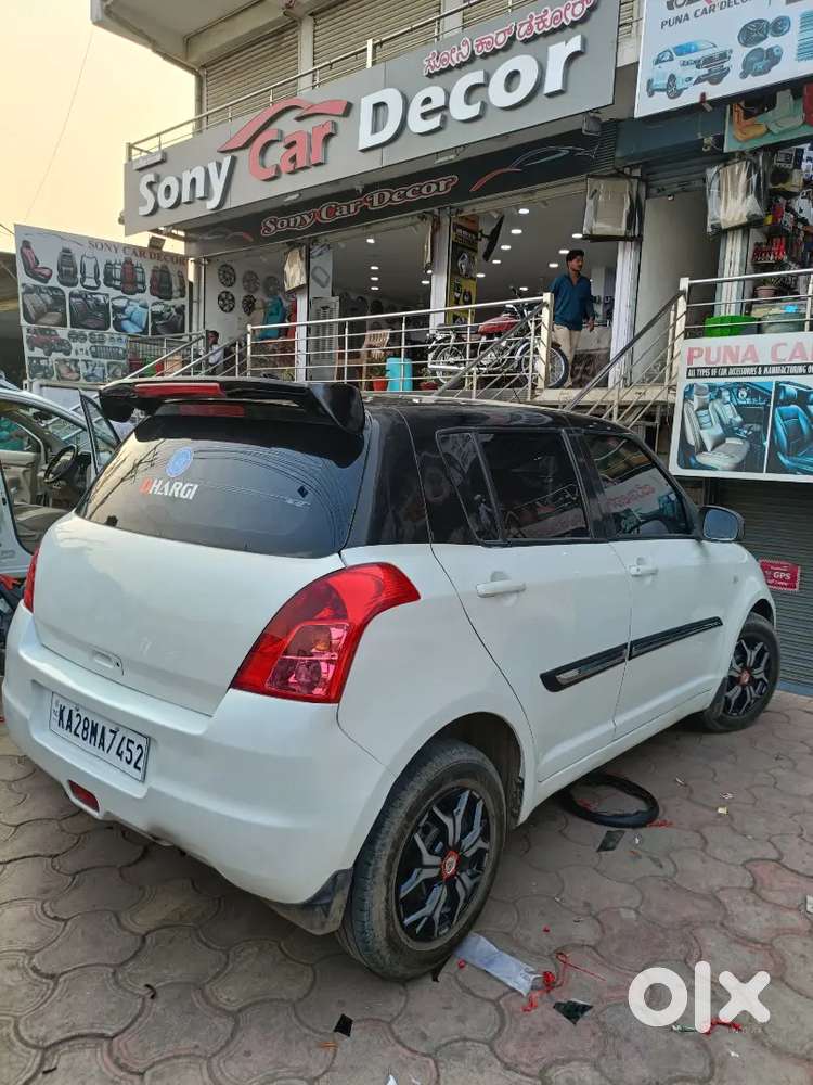 Maruti Suzuki Swift 2010