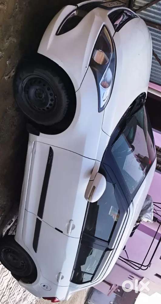 Maruti Suzuki Swift 2016 Last Diesel Manual New Tyar New Battry Seel E
