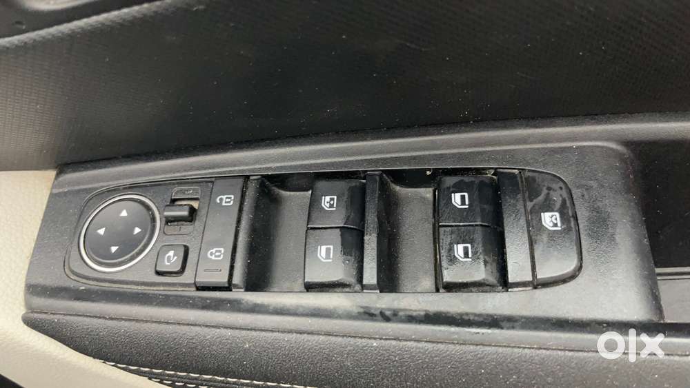 Kia Sonet Htx D, 2023, Petrol