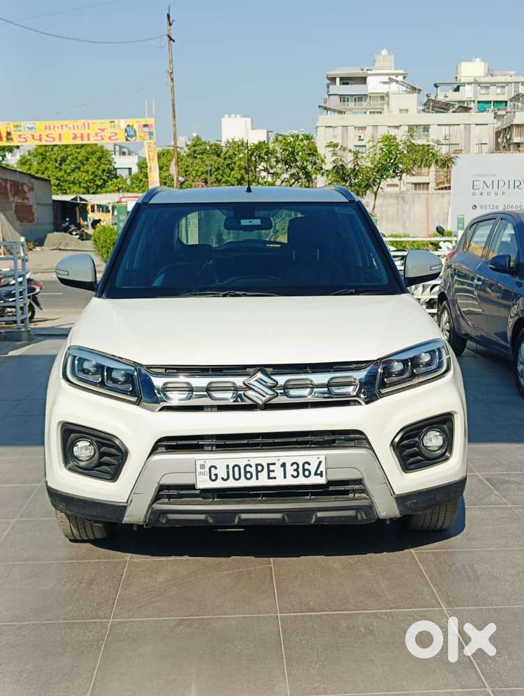Maruti Suzuki Brezza 1.5 Zxi Plus At Smart Hybrid, 2020, Petrol