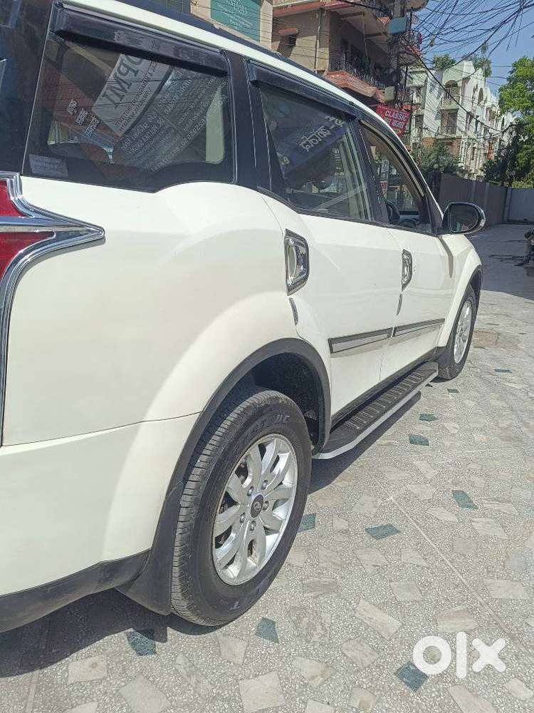 Mahindra Xuv500 At W10 Fwd, 2016, Diesel