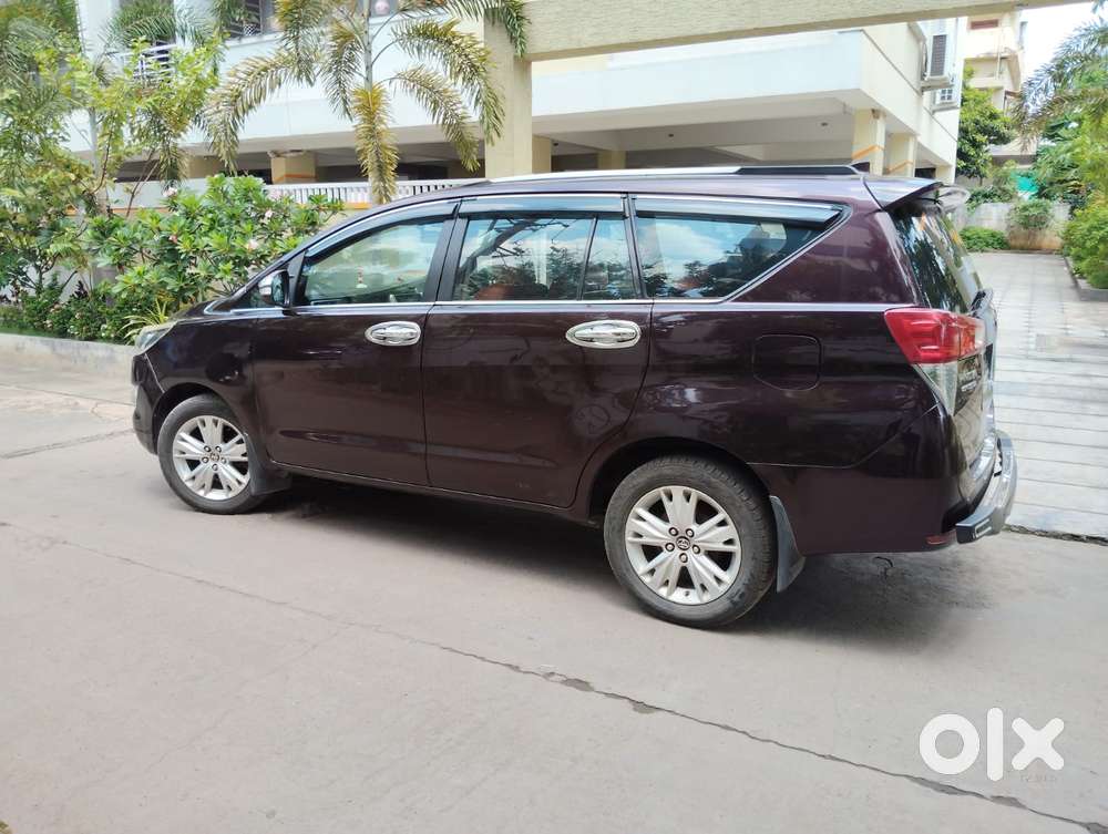 Toyota Innova Crysta 2.8 Zx At, 2016, Diesel