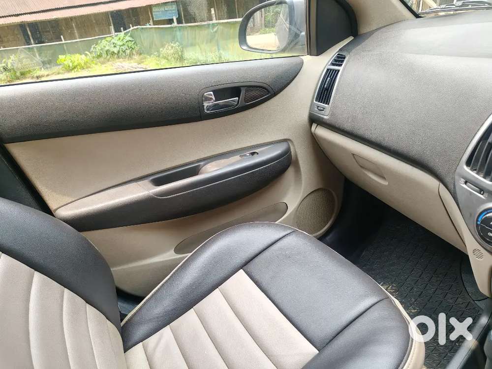Hyundai I20 2014 Petrol 21000 Km Driven
