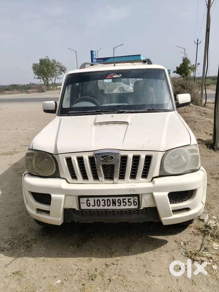 Mahindra Scorpio Classic 2011