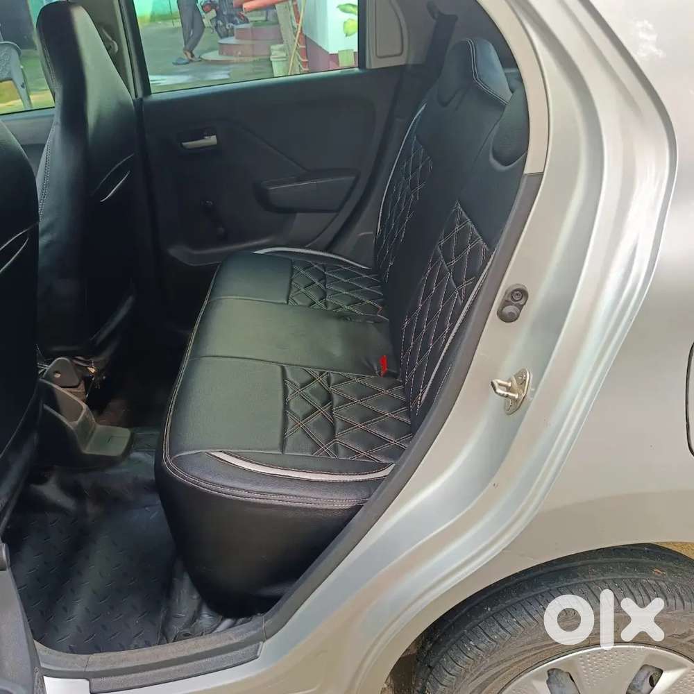 Alto K10 Vxi + Top Model , Sliver Colour
