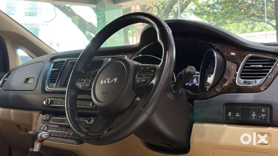 Kia Carnival Limousine Plus 7 Str, 2023, Diesel