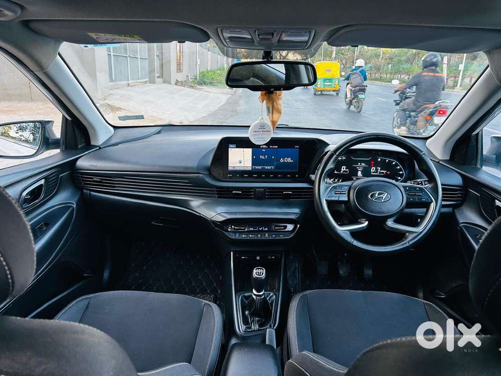 Hyundai I20 Asta (o) 1.2 Mt, 2022, Petrol