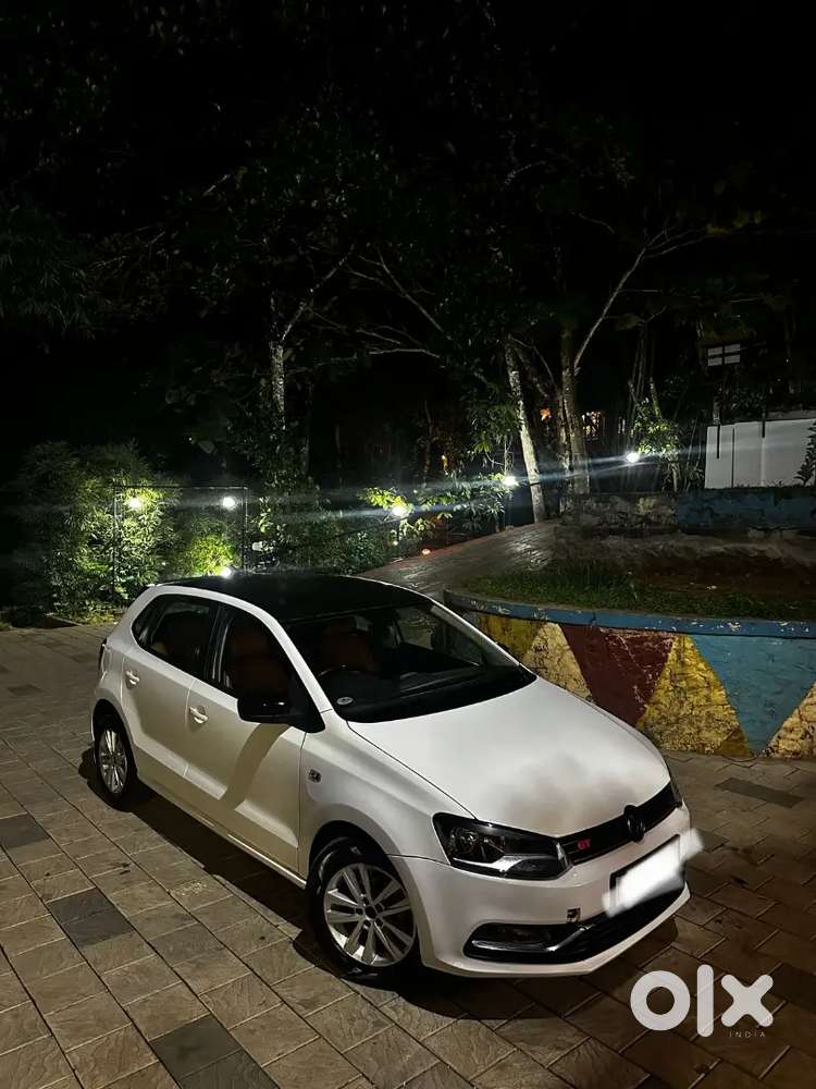 Volkswagen Polo 2015 Petrol 115000 Km Driven