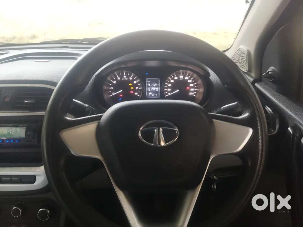 Tata Tiago Xm Petrol 2017